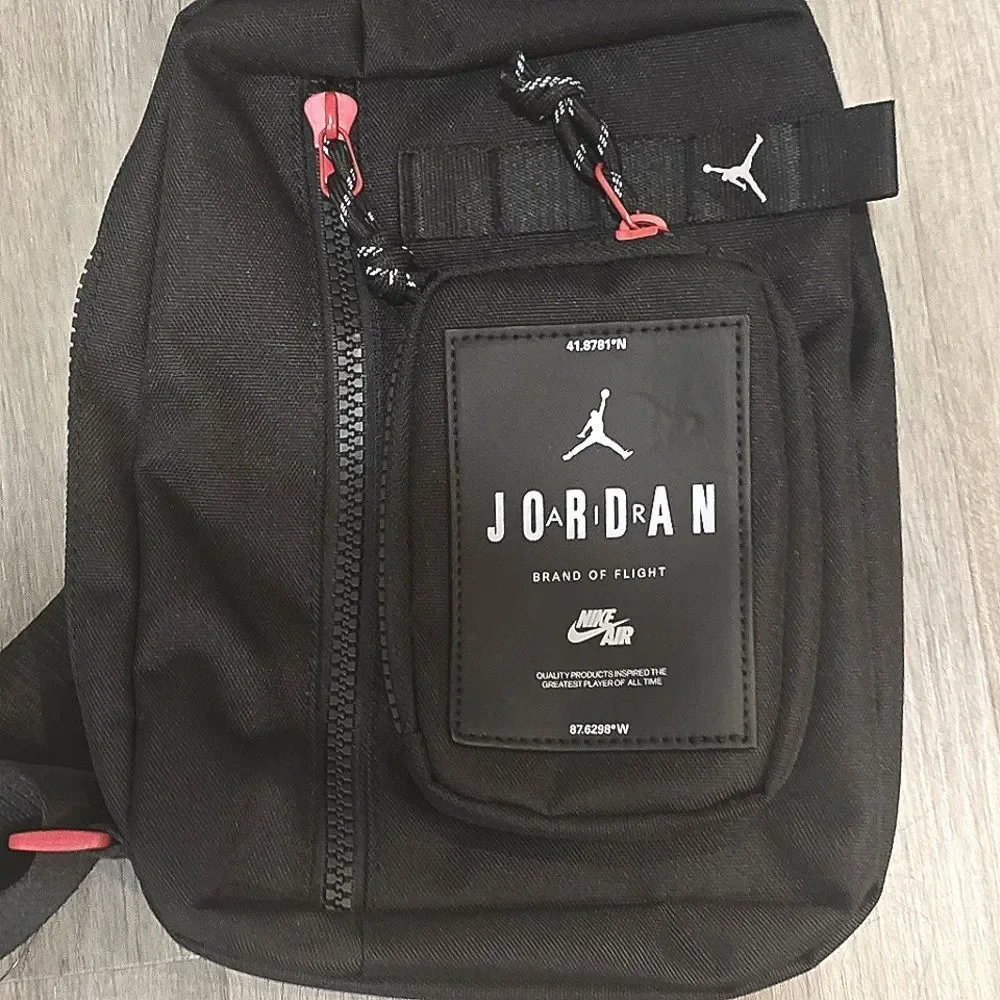 Jordan Hesi Crossbody Bag- Black